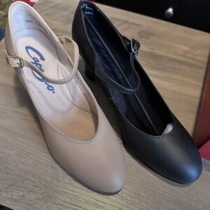 Capezio 650 Student 2” Footlight Leather Character Shoe NEW